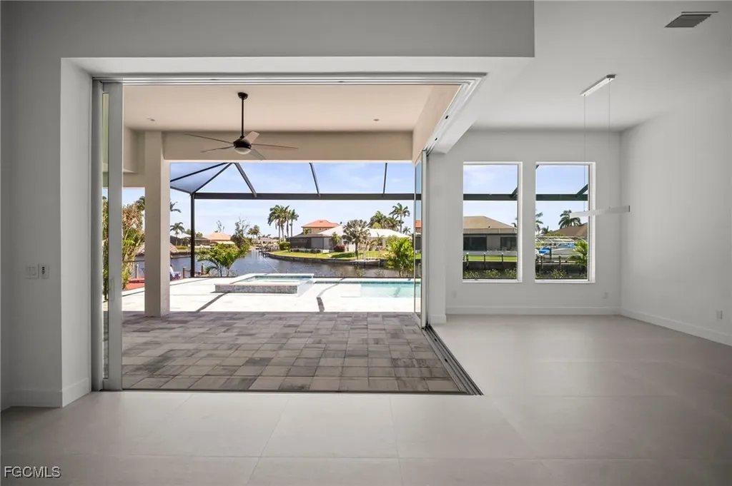2304 SW 38th Terrace Cape Coral FL 33914