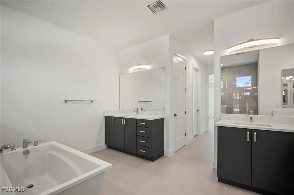 2304 SW 38th Terrace Cape Coral FL 33914