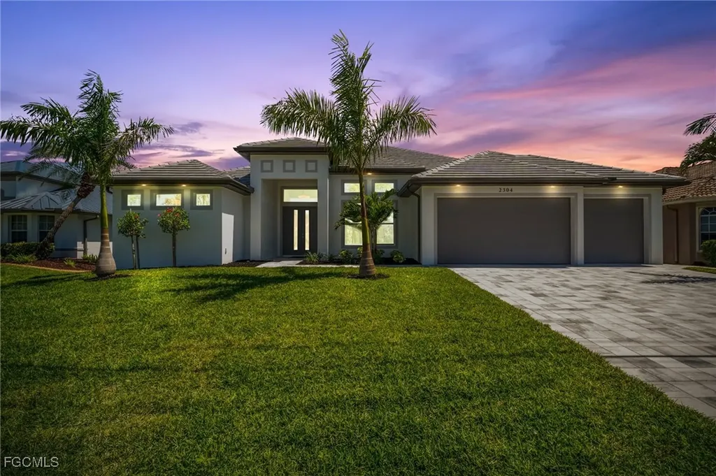 2304 SW 38th Terrace Cape Coral FL 33914