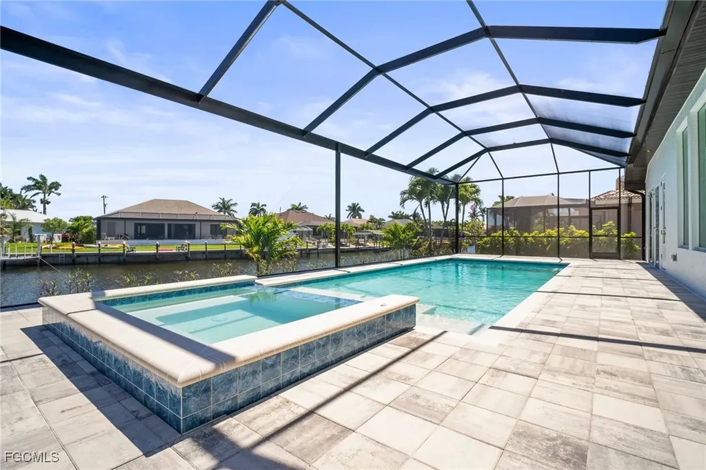 2304 SW 38th Terrace Cape Coral FL 33914