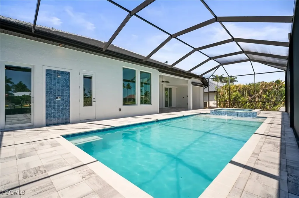 2304 SW 38th Terrace Cape Coral FL 33914