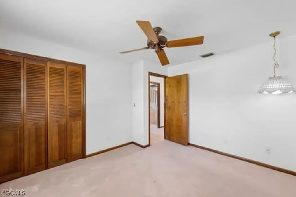 3004 SE 8th Avenue Cape Coral FL 33904