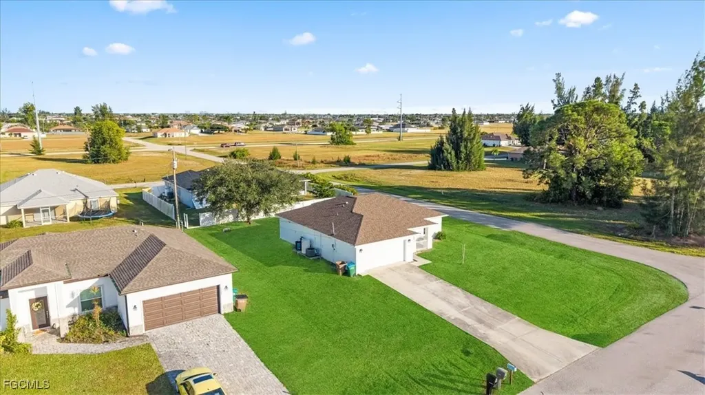 1801 NW 1st Avenue Cape Coral FL 33993