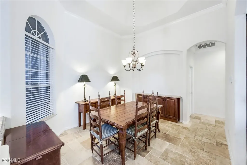 5321 SW 23rd Avenue Cape Coral FL 33914