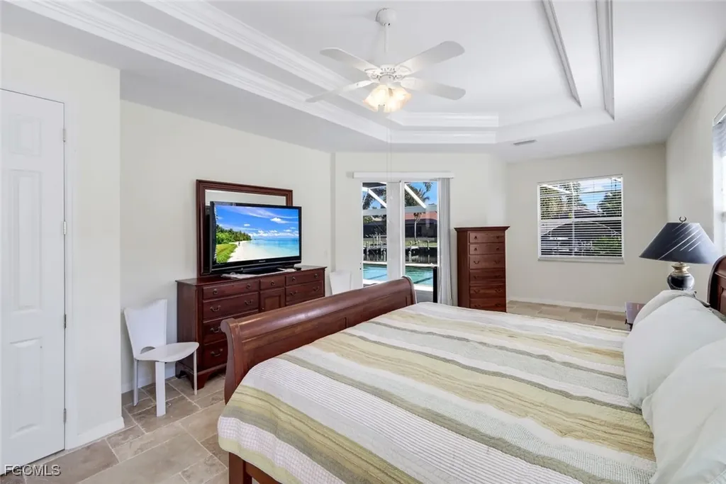 5321 SW 23rd Avenue Cape Coral FL 33914