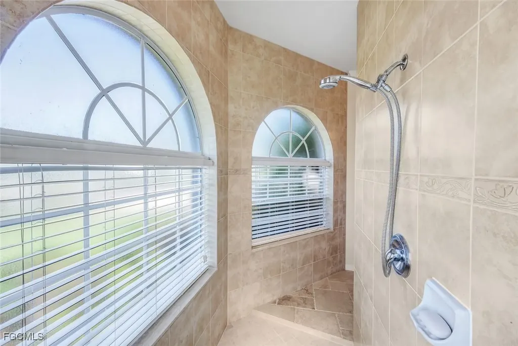 5321 SW 23rd Avenue Cape Coral FL 33914
