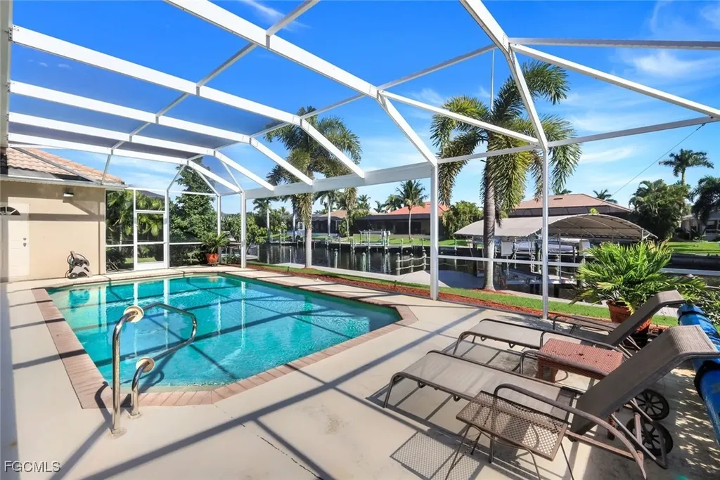 5321 SW 23rd Avenue Cape Coral FL 33914