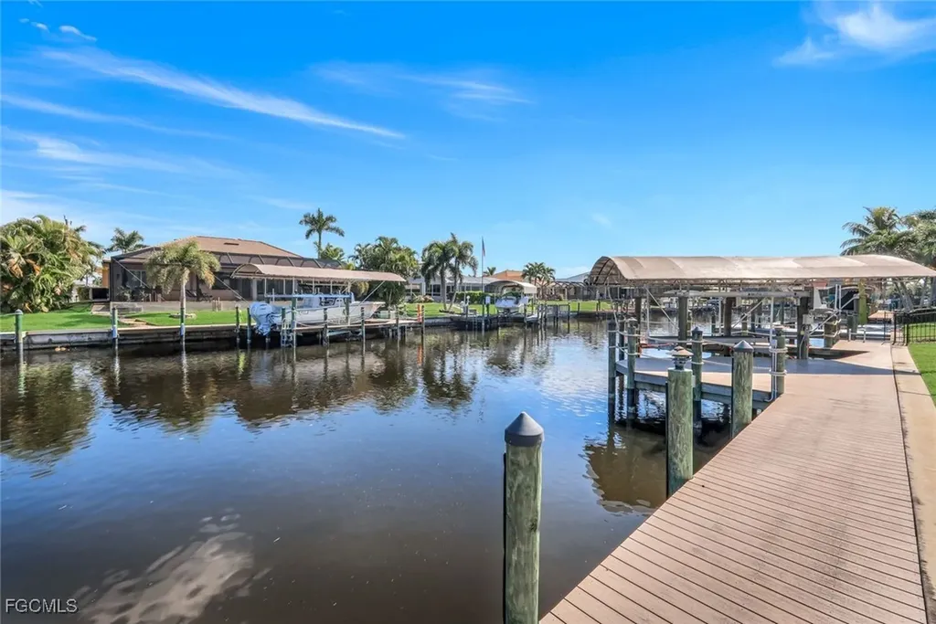 5321 SW 23rd Avenue Cape Coral FL 33914