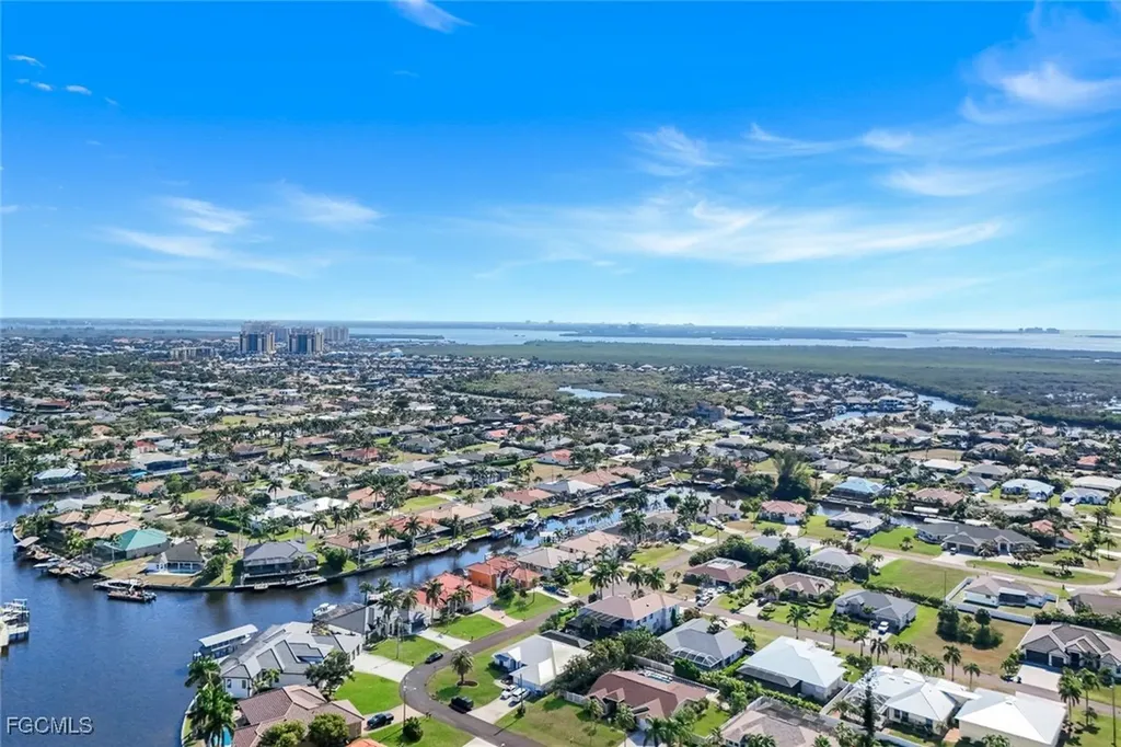 5321 SW 23rd Avenue Cape Coral FL 33914