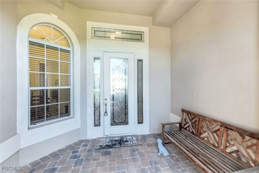 5321 SW 23rd Avenue Cape Coral FL 33914