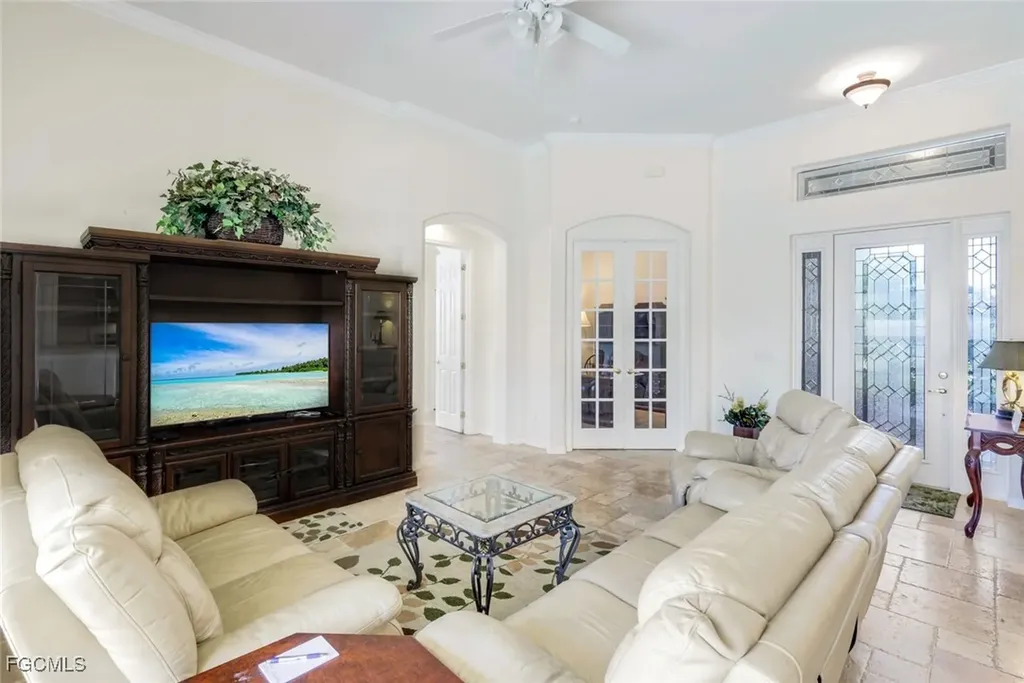 5321 SW 23rd Avenue Cape Coral FL 33914