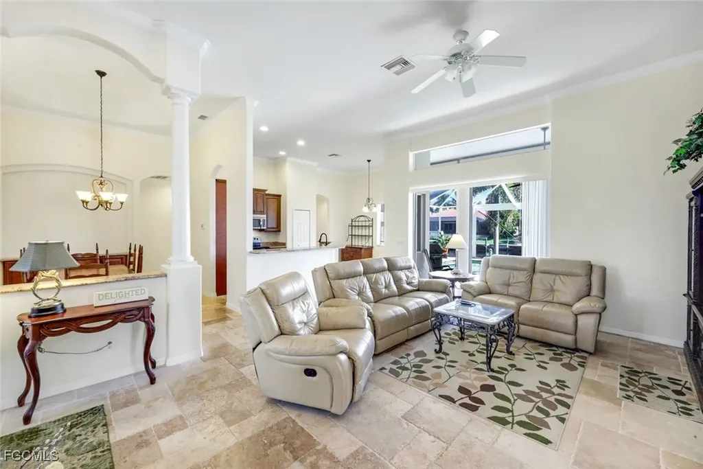 5321 SW 23rd Avenue Cape Coral FL 33914