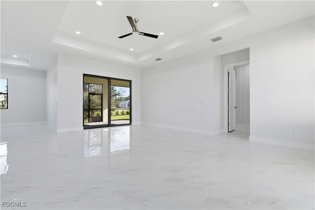 100 Zobora Circle Fort Myers FL 33913