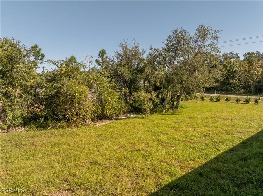 100 Zobora Circle Fort Myers FL 33913