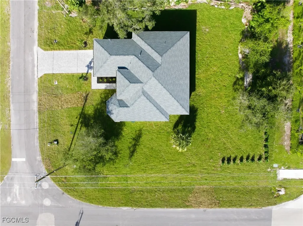 100 Zobora Circle Fort Myers FL 33913