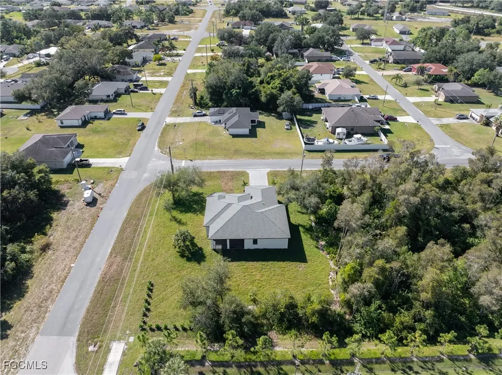 100 Zobora Circle Fort Myers FL 33913