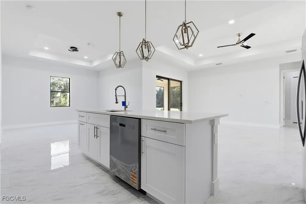 100 Zobora Circle Fort Myers FL 33913