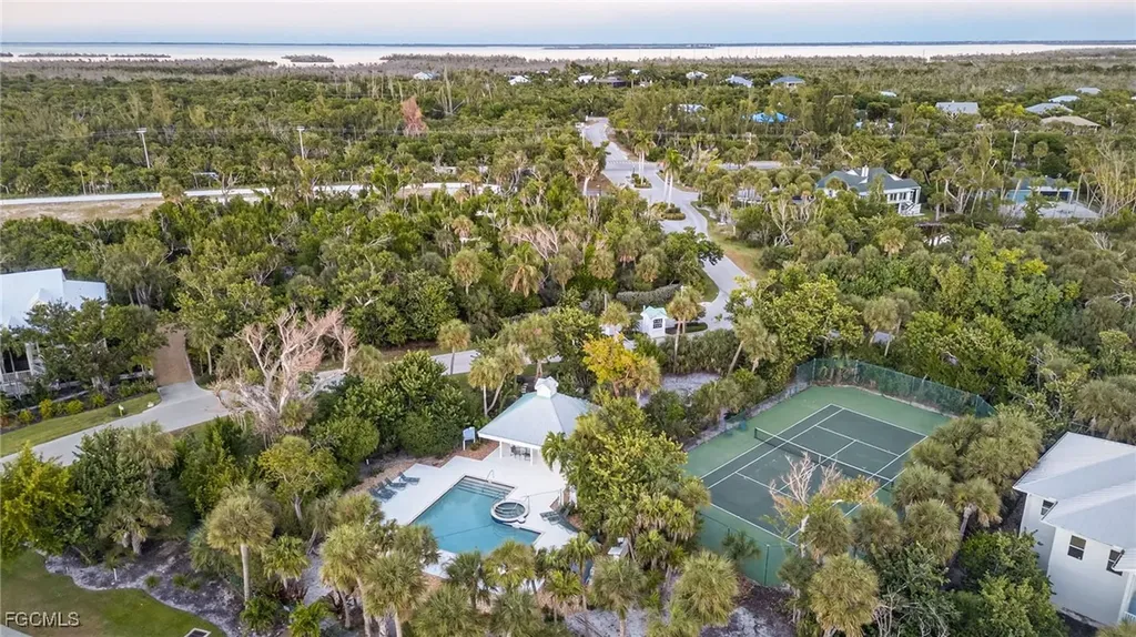1987 My Tern Court Sanibel FL 33957