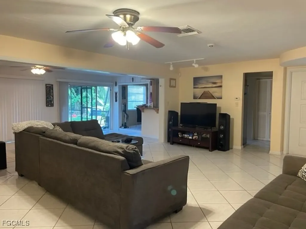 303 Georgia Avenue Fort Myers FL 33905