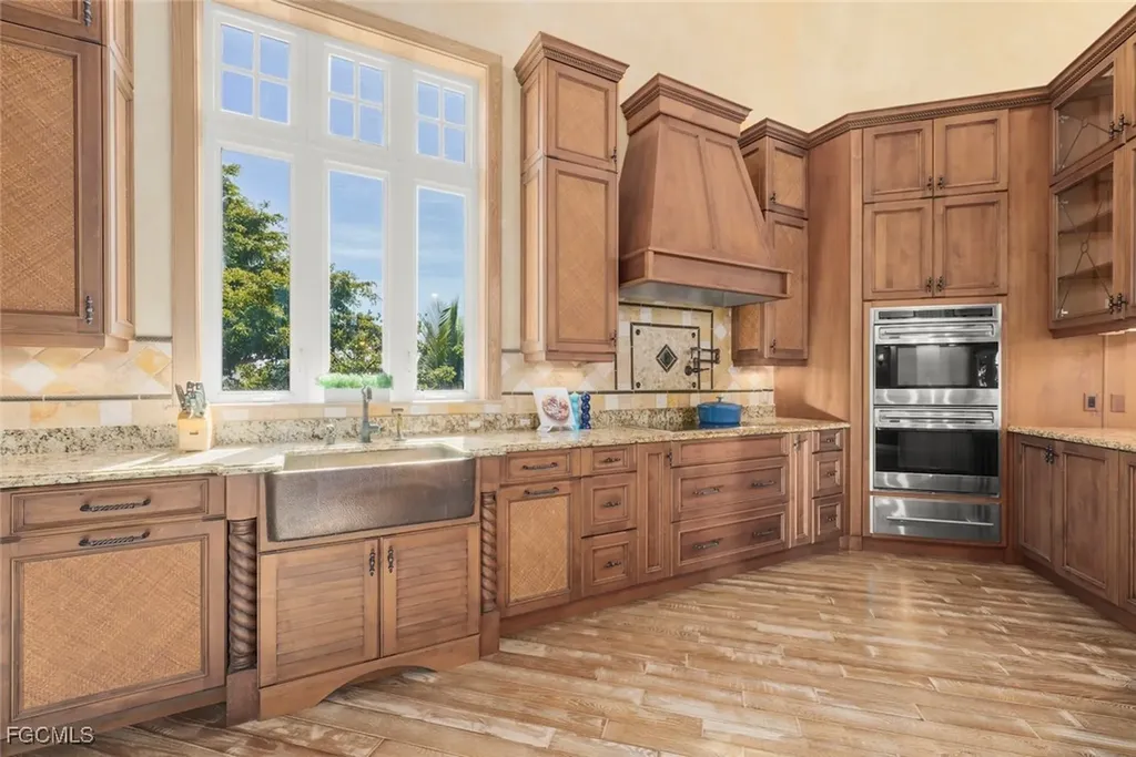 2451 Blind Pass Court Sanibel FL 33957