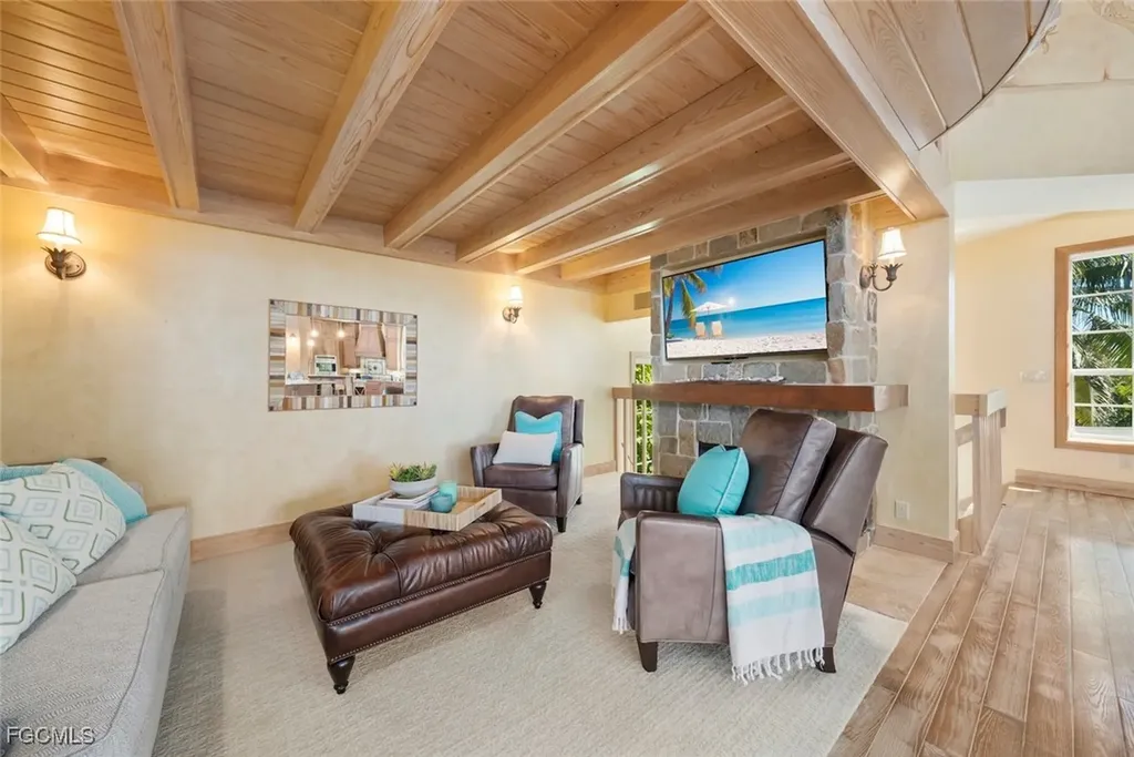 2451 Blind Pass Court Sanibel FL 33957