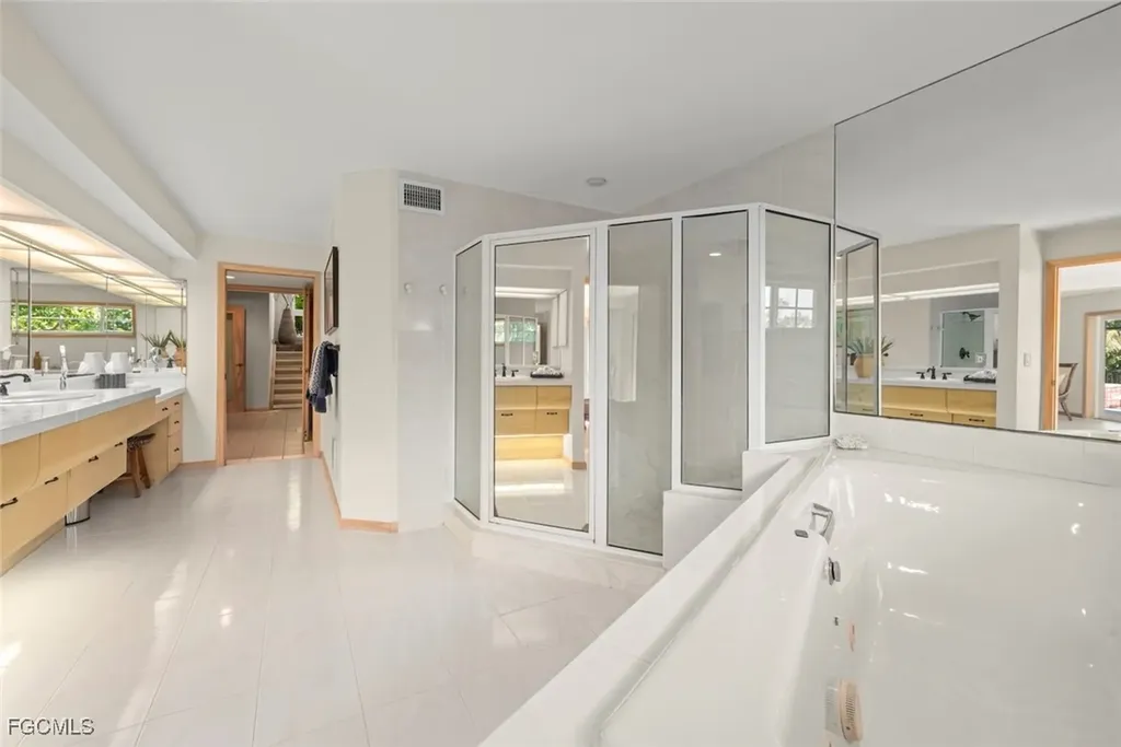 2451 Blind Pass Court Sanibel FL 33957