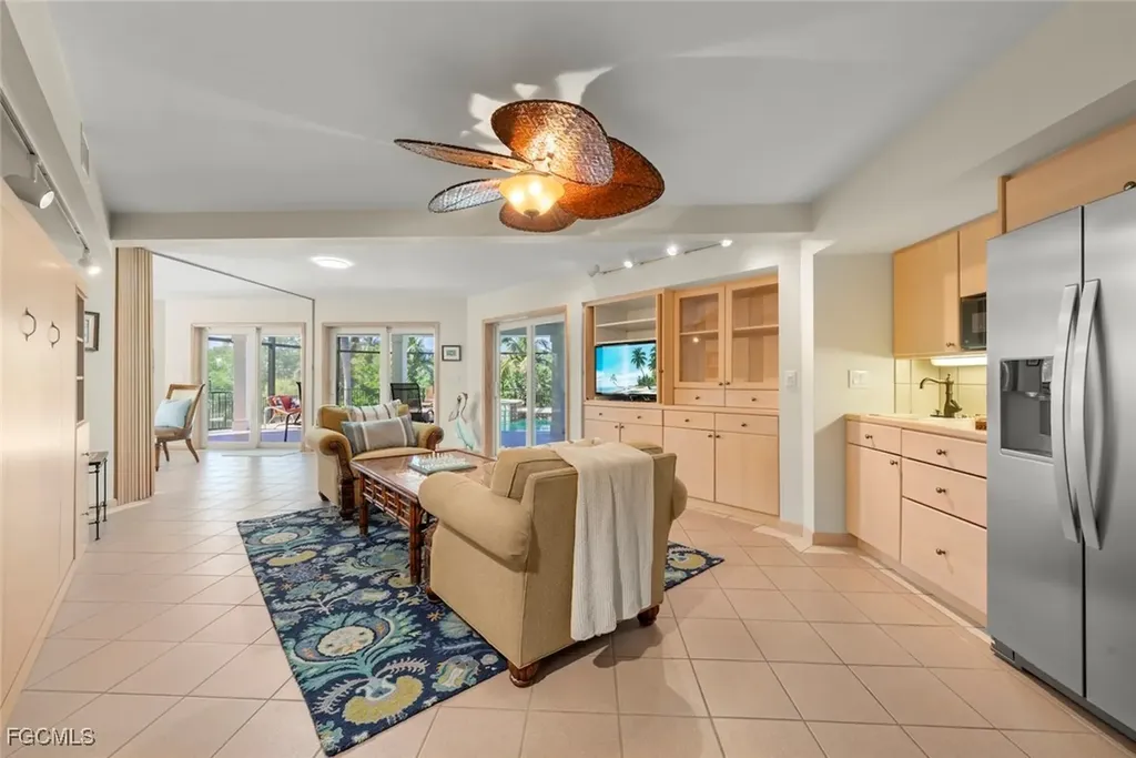 2451 Blind Pass Court Sanibel FL 33957