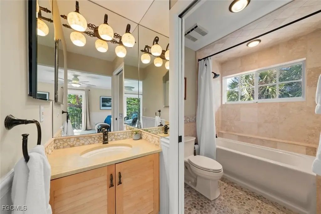 2451 Blind Pass Court Sanibel FL 33957