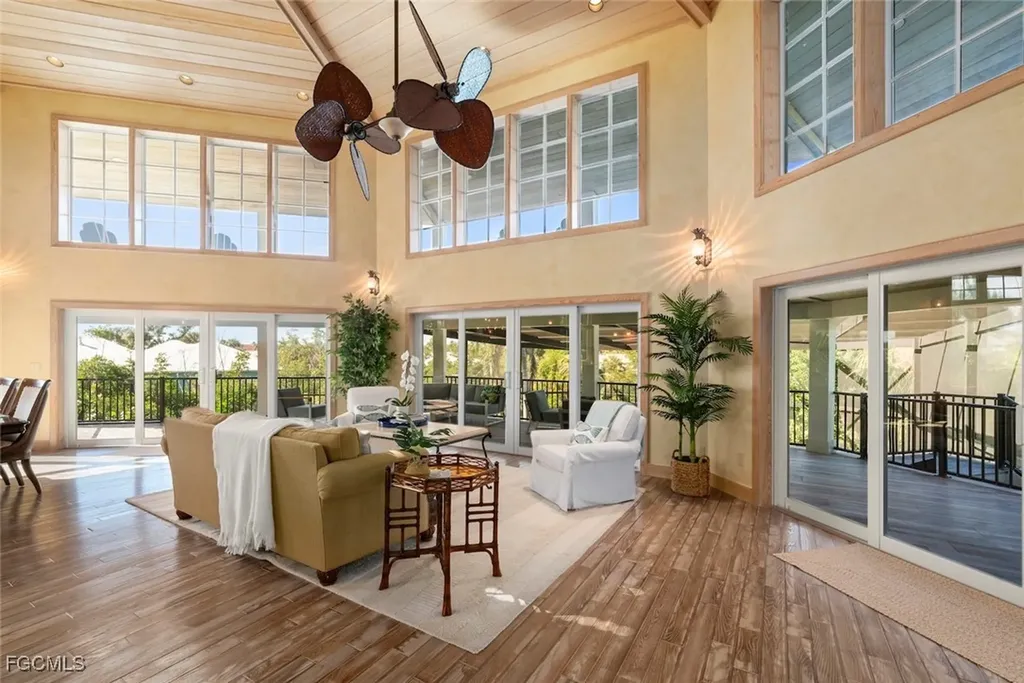 2451 Blind Pass Court Sanibel FL 33957