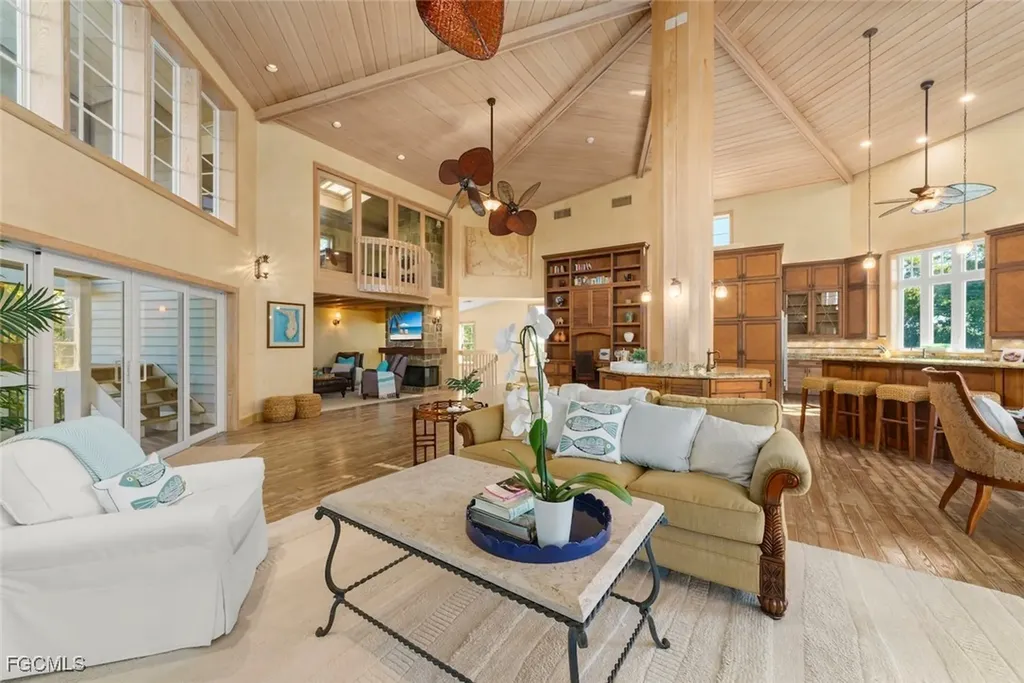 2451 Blind Pass Court Sanibel FL 33957