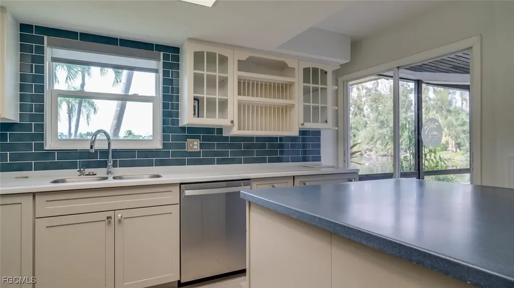 16171 Amberwood Lake Court Fort Myers FL 33908