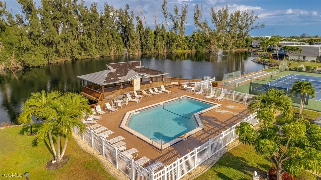16171 Amberwood Lake Court Fort Myers FL 33908