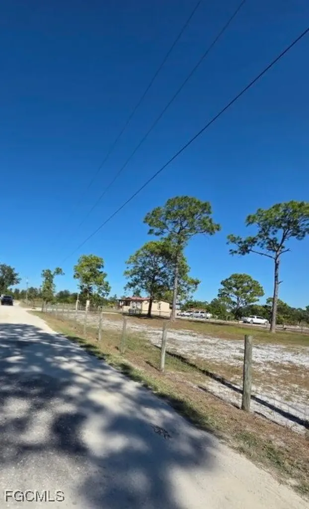 1860 Poinsettia Avenue Lehigh Acres FL 33972