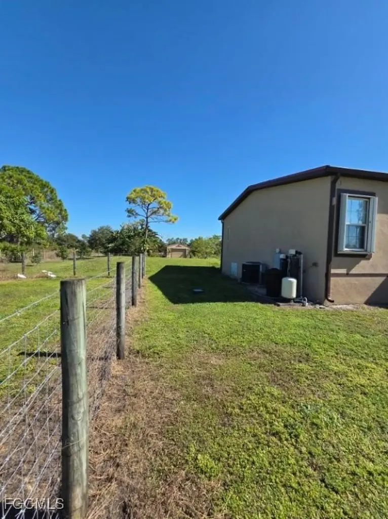 1860 Poinsettia Avenue Lehigh Acres FL 33972