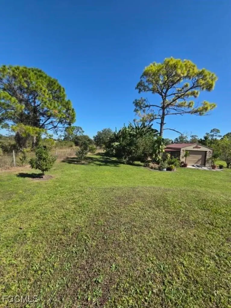 1860 Poinsettia Avenue Lehigh Acres FL 33972