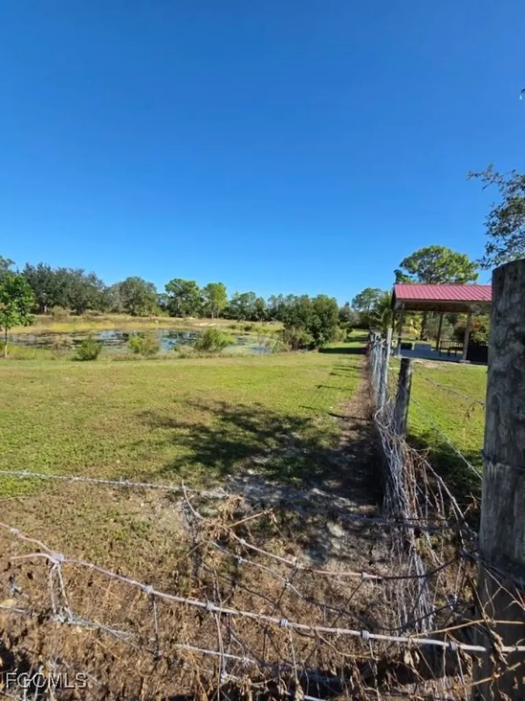 1860 Poinsettia Avenue Lehigh Acres FL 33972