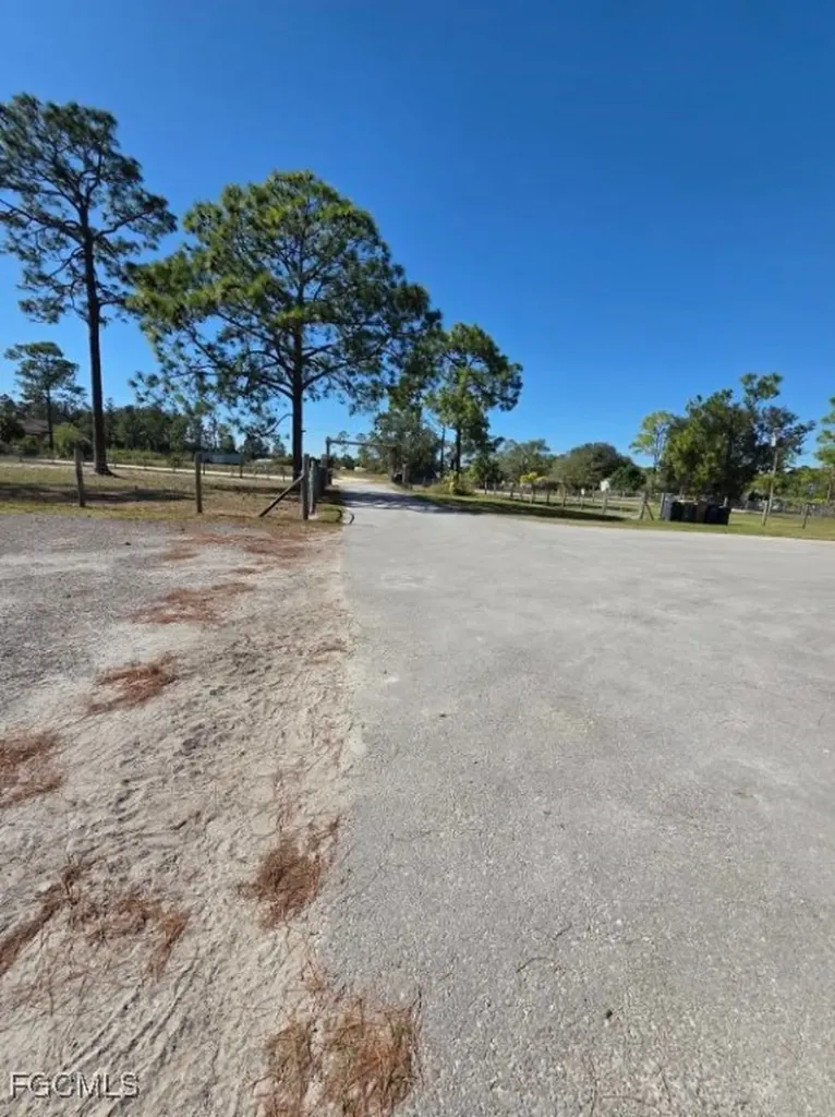 1860 Poinsettia Avenue Lehigh Acres FL 33972