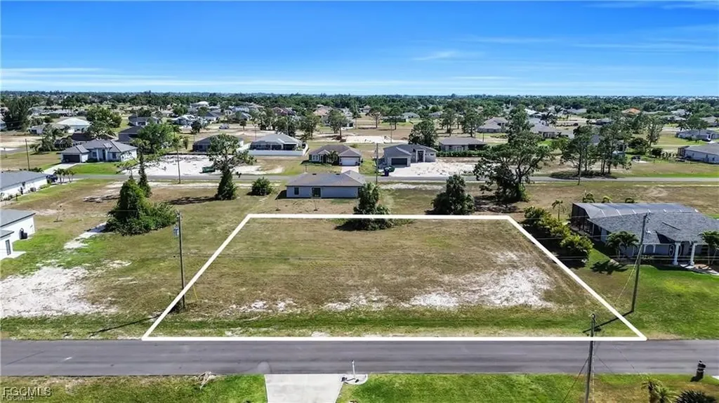 2702 NW 22nd Street Cape Coral FL 33993