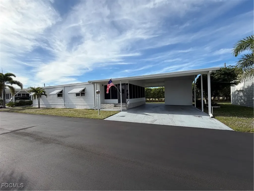 10 Blue Skys Drive Naples FL 34104