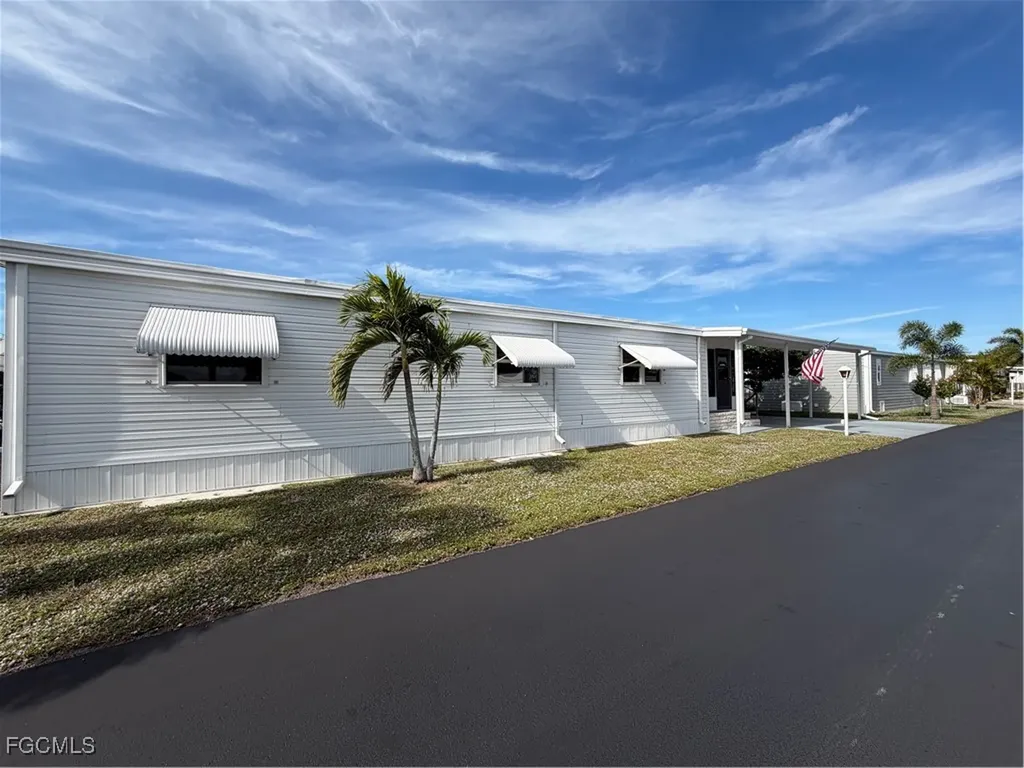 10 Blue Skys Drive Naples FL 34104