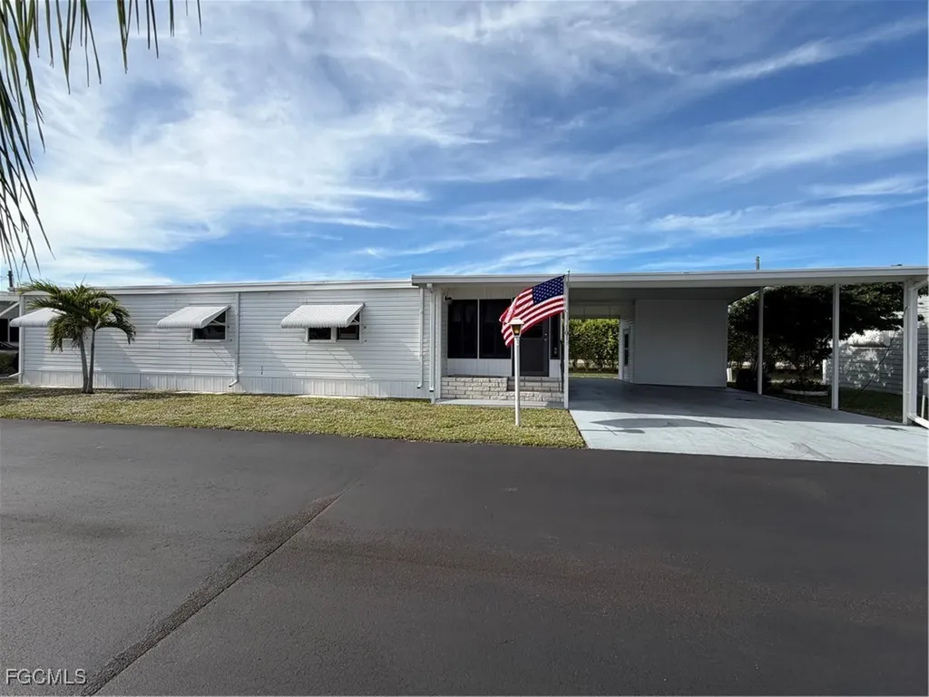 10 Blue Skys Drive Naples FL 34104