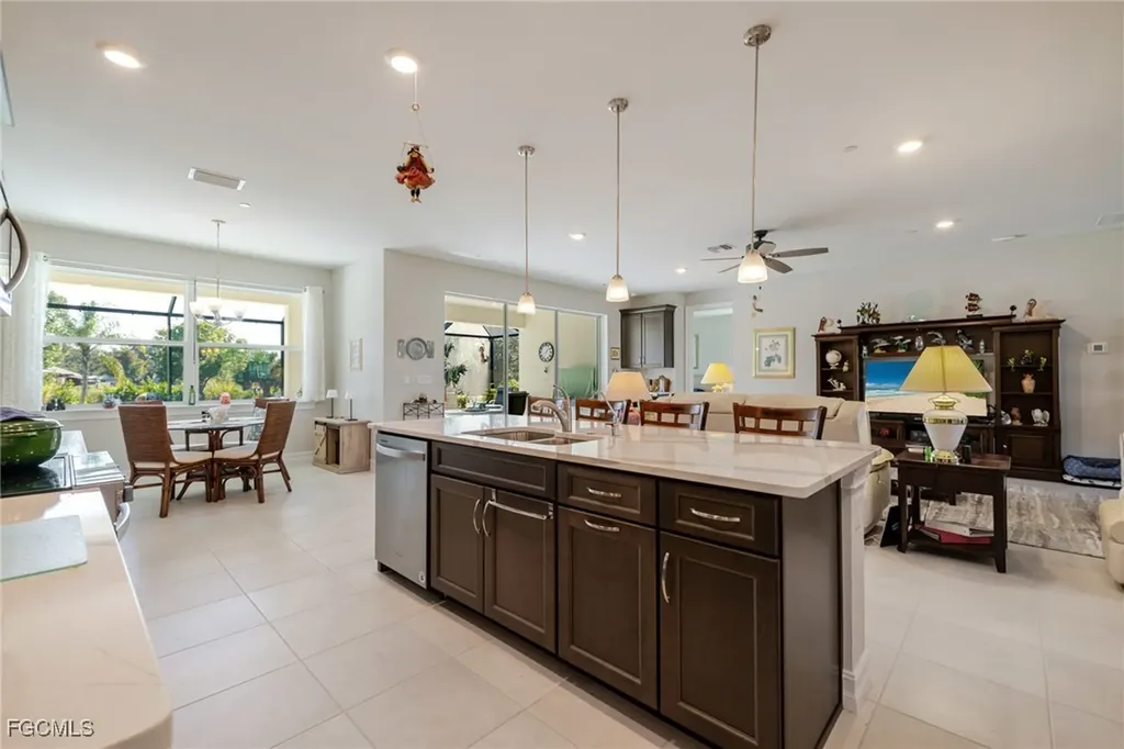 2140 Hickeys Creekside Drive Alva FL 33920