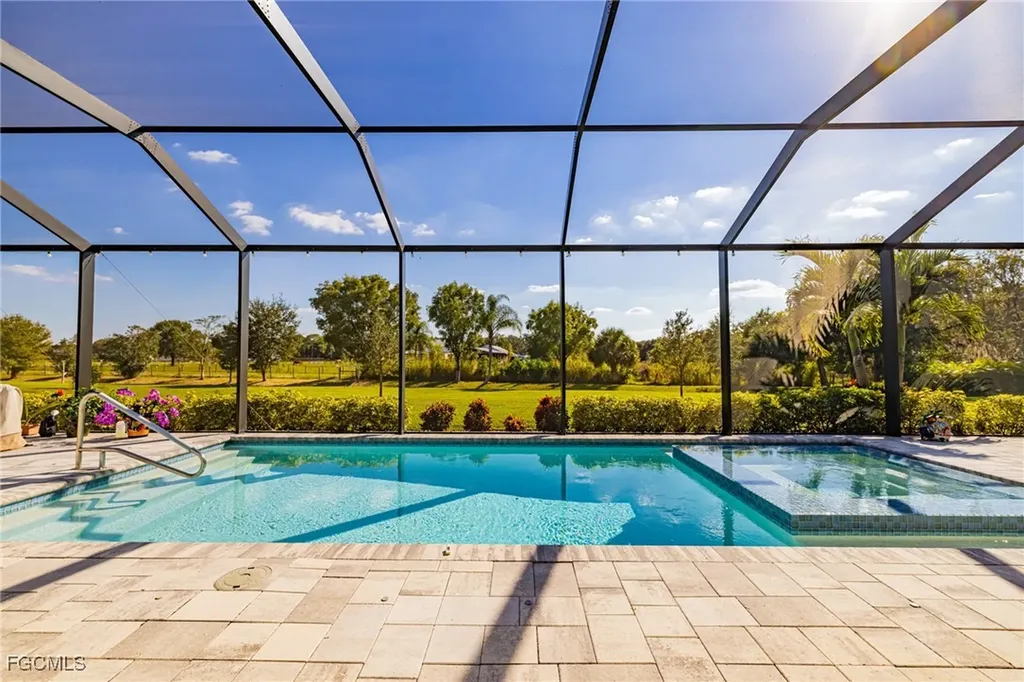 2140 Hickeys Creekside Drive Alva FL 33920