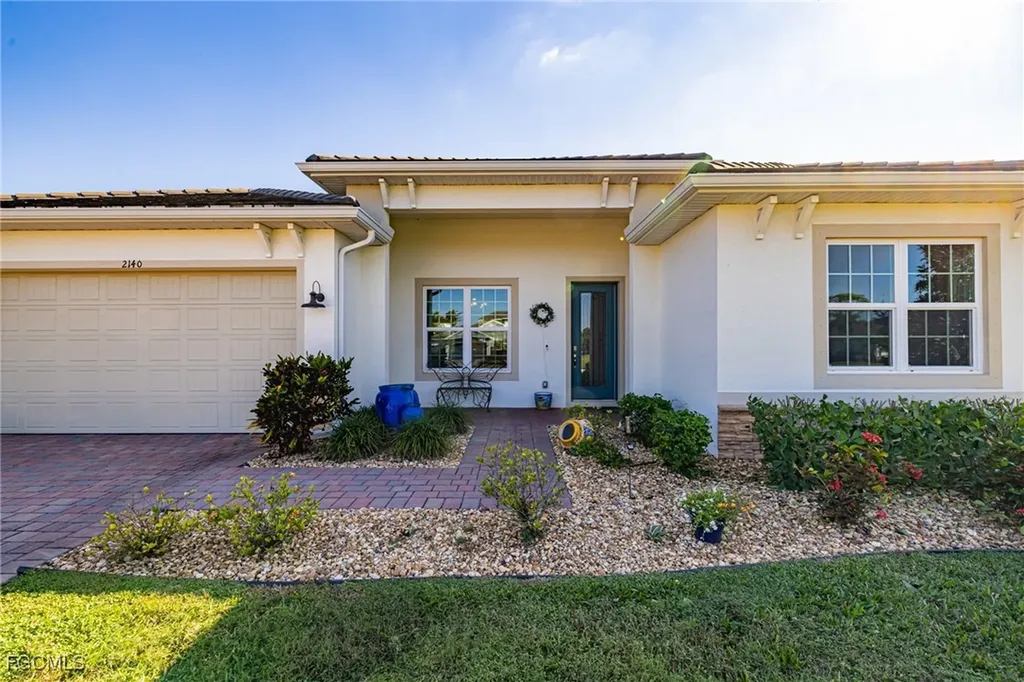 2140 Hickeys Creekside Drive Alva FL 33920