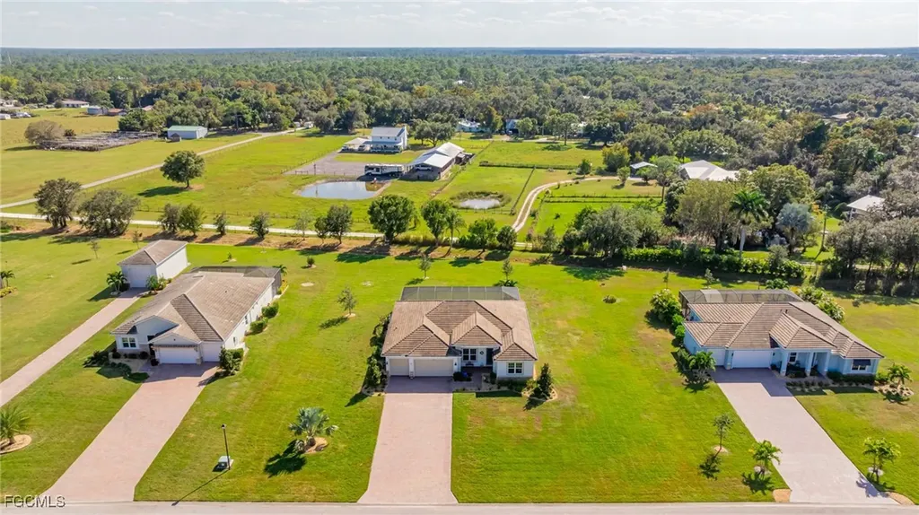 2140 Hickeys Creekside Drive Alva FL 33920