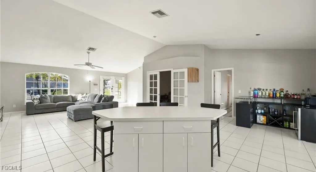 1915 SW 2nd Street Cape Coral FL 33991