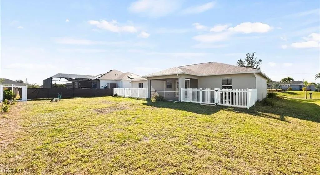 1915 SW 2nd Street Cape Coral FL 33991