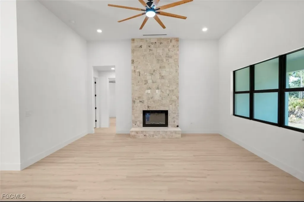 2310 Columbus Avenue Alva FL 33920