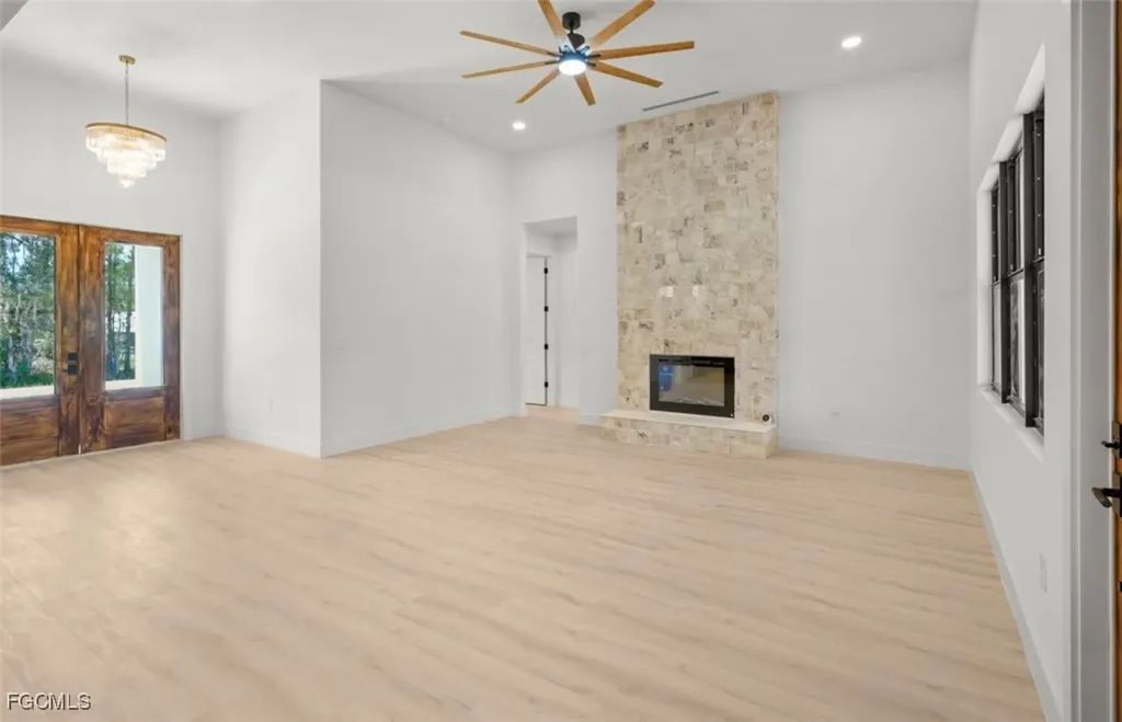 2310 Columbus Avenue Alva FL 33920