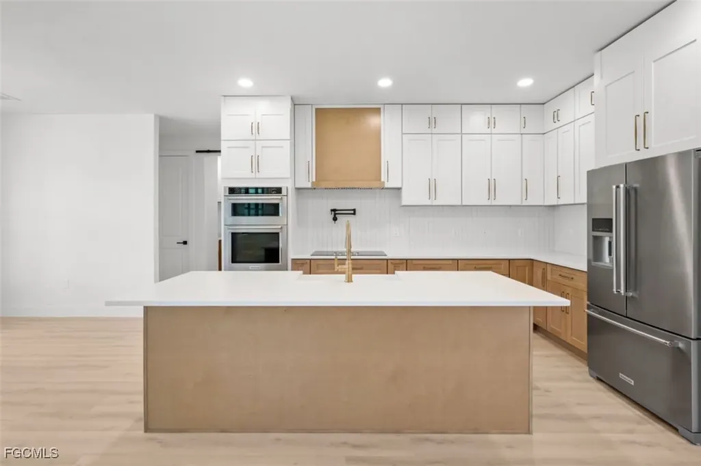 2310 Columbus Avenue Alva FL 33920